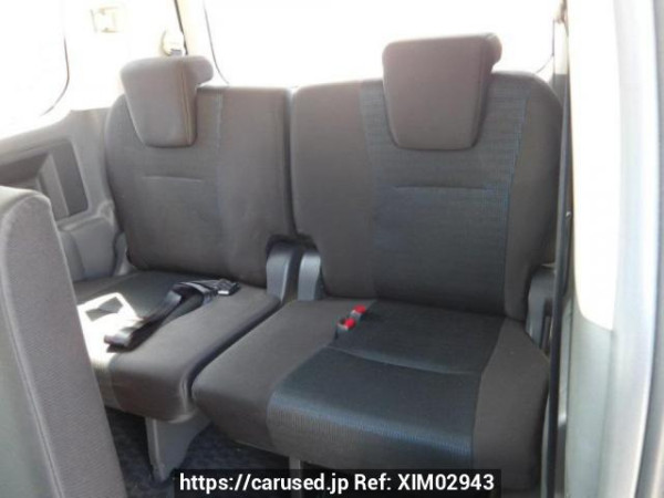Used 2010 AT toyota voxy ZRR70W Image[15]