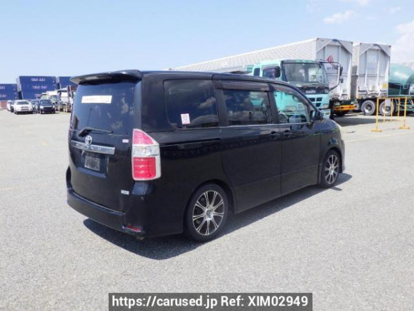 Used 2007 AT toyota noah ZRR70W Image[6]