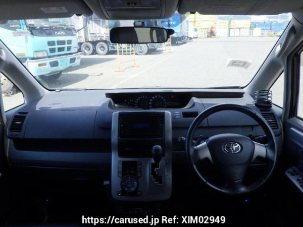 Used 2007 AT toyota noah ZRR70W Image[20]