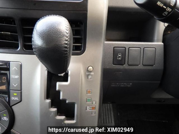 Used 2007 AT toyota noah ZRR70W Image[27]