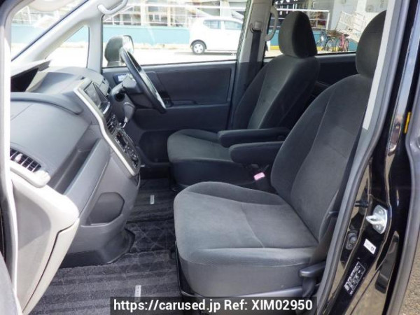 Used 2008 AT toyota noah ZRR70G Image[14]