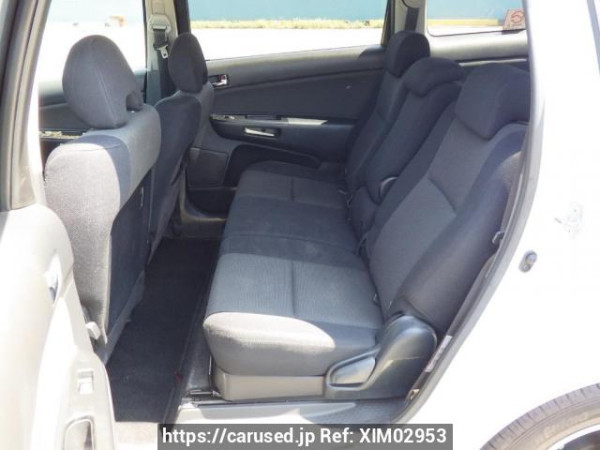 Used 2004 AT toyota wish ZNE10G Image[16]
