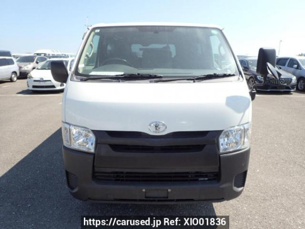 Used 2006 MT toyota hiace-van KDH200V Image[1]
