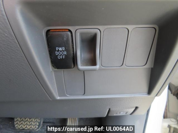 Used 2005 AT toyota raum NCZ20 Image[23]