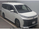 Toyota Voxy ZWR90W