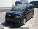 Toyota Voxy ZWR80G