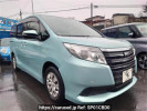 Toyota Noah ZRR85G