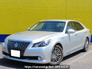 Toyota Crown Majesta GWS214