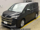 Toyota Noah MZRA90W