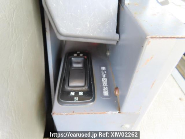 Used 2004 AT nissan caravan-bus DWMGE25 Image[10]