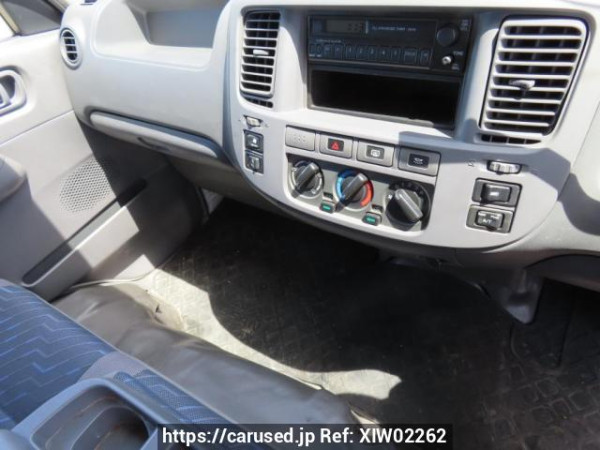 Used 2004 AT nissan caravan-bus DWMGE25 Image[29]