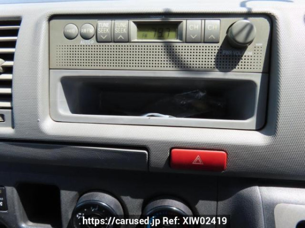 Used 2005 AT toyota hiace-van KDH205V Image[24]