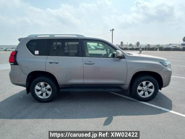 Used 2017 AT toyota land-cruiser-prado TRJ150W Image[7]