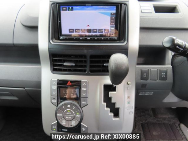 Used 2007 AT toyota noah ZRR75G Image[26]