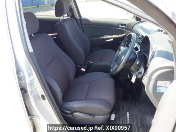 Used 2004 AT toyota wish ZNE10G Image[12]