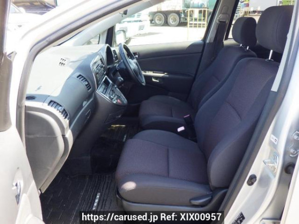 Used 2004 AT toyota wish ZNE10G Image[13]