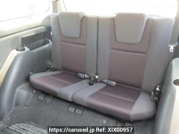 Used 2004 AT toyota wish ZNE10G Image[16]