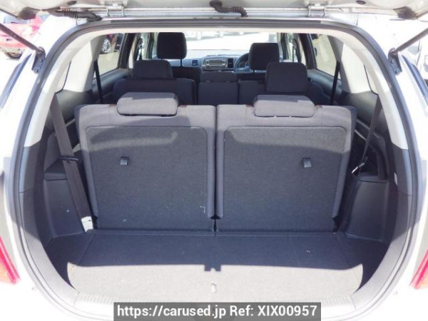 Used 2004 AT toyota wish ZNE10G Image[17]