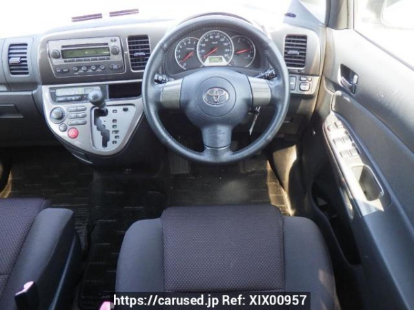 Used 2004 AT toyota wish ZNE10G Image[19]