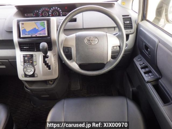 Used 2009 AT toyota noah ZRR70G Image[21]