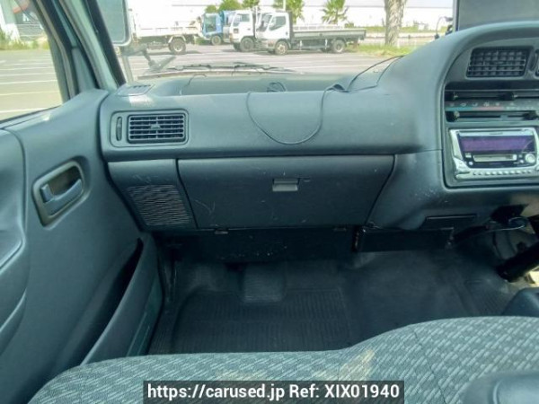 Used 2002 AT toyota hiace-van RZH112V Image[18]