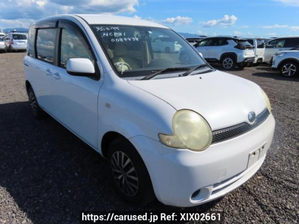 Used 2005 AT toyota sienta NCP81G Image[0]