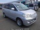 Toyota Noah AZR60G