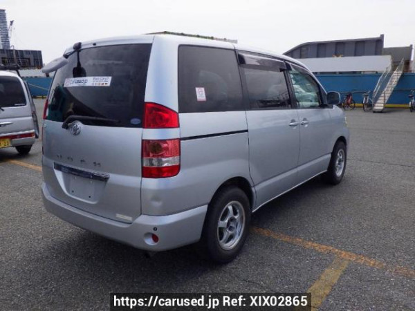 Used 2001 AT toyota noah AZR60G Image[6]