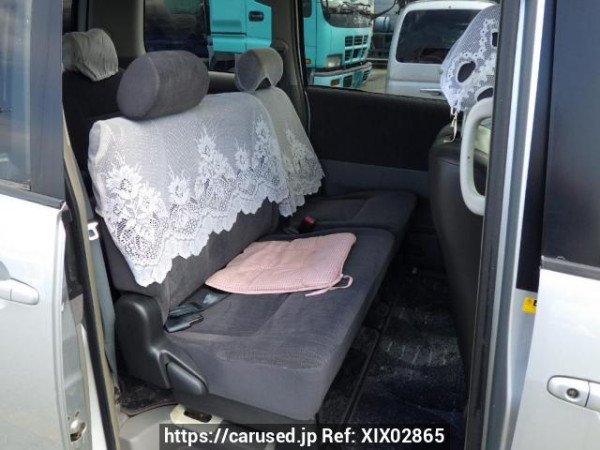 Used 2001 AT toyota noah AZR60G Image[15]