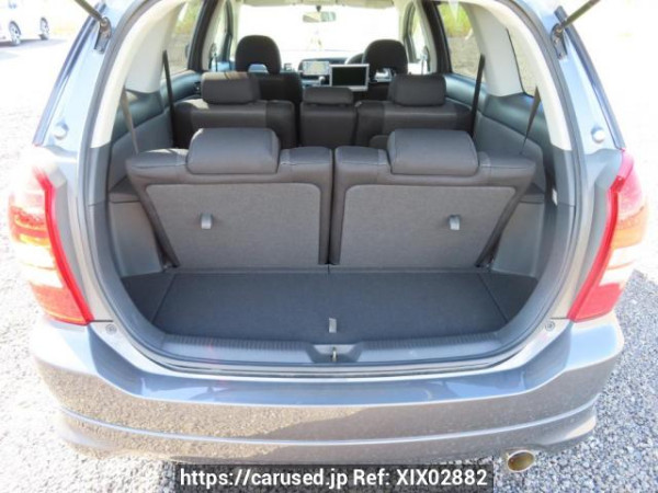 Used 2005 AT toyota wish ZNE10G Image[8]