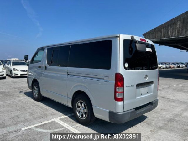 Used 2004 AT toyota regiusace-van KDH205V Image[4]
