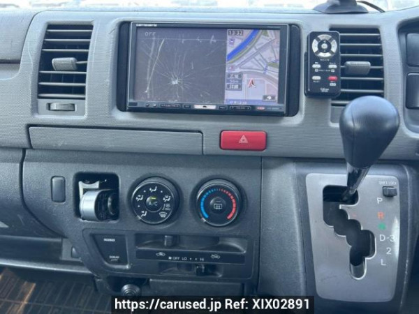 Used 2004 AT toyota regiusace-van KDH205V Image[23]