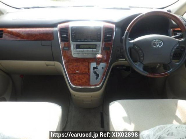 Used 2004 AT toyota alphard MNH10W Image[16]