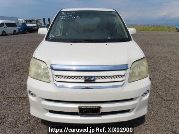 Used 2004 AT toyota noah AZR60G Image[1]