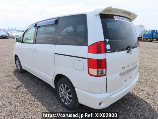Used 2004 AT toyota noah AZR60G Image[4]