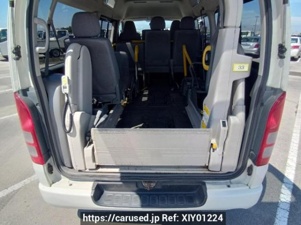 Used 2005 AT toyota hiace-van KDH205K Image[8]