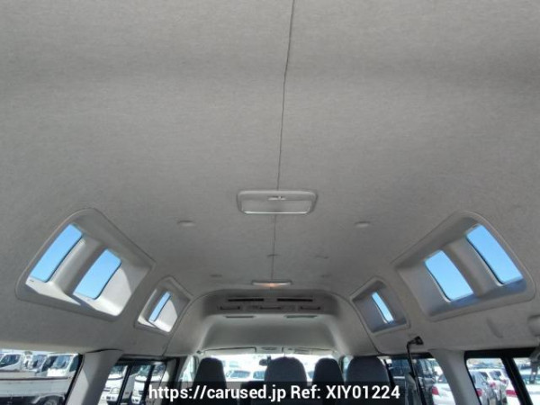 Used 2005 AT toyota hiace-van KDH205K Image[22]