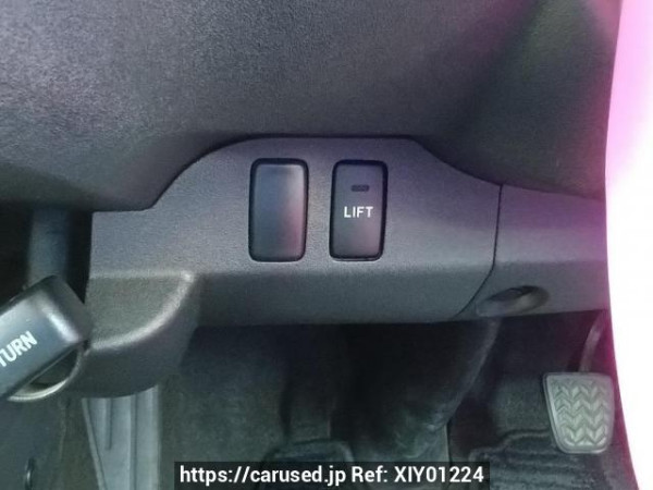 Used 2005 AT toyota hiace-van KDH205K Image[27]