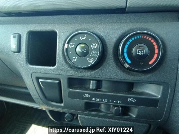 Used 2005 AT toyota hiace-van KDH205K Image[29]