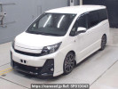 Toyota Noah ZRR80W