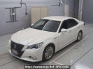 Toyota Crown Hybrid AWS210
