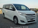 Toyota Noah ZRR80G