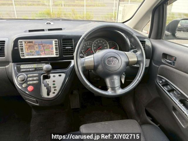 Used 2004 AT toyota wish ZNE10G Image[21]