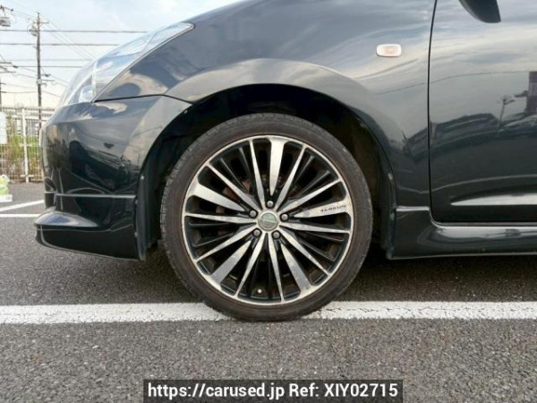 Used 2004 AT toyota wish ZNE10G Image[32]