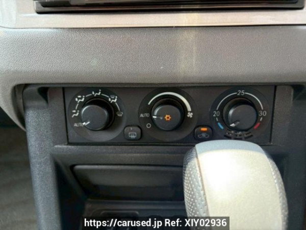 Used 2005 AT mitsubishi pajero V73W Image[27]