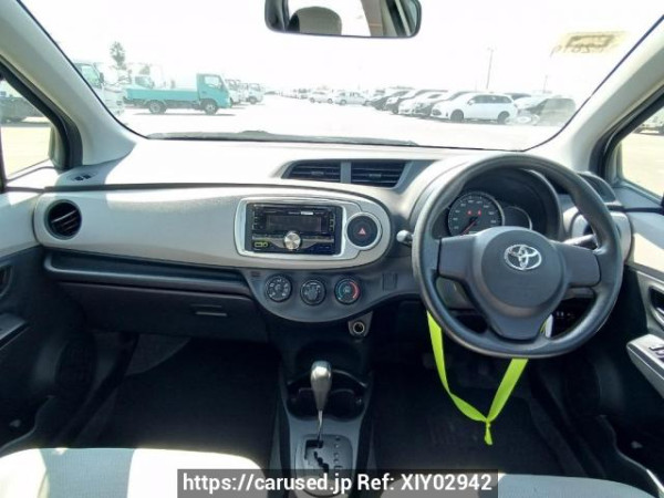 Used 2013 AT toyota vitz KSP130 Image[17]