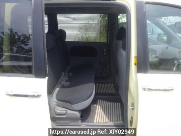 Used 2005 AT toyota sienta NCP81G Image[13]