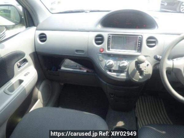 Used 2005 AT toyota sienta NCP81G Image[17]