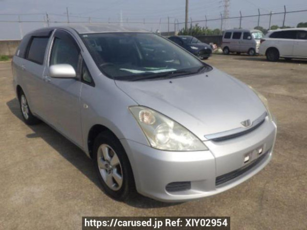 Used 2003 AT toyota wish ZNE10G Image[0]