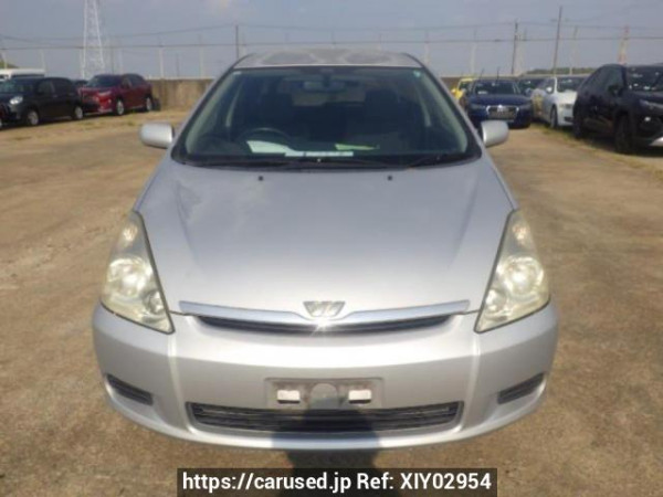 Used 2003 AT toyota wish ZNE10G Image[1]